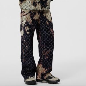 Louis Vuitton x Pharrell pants size 32